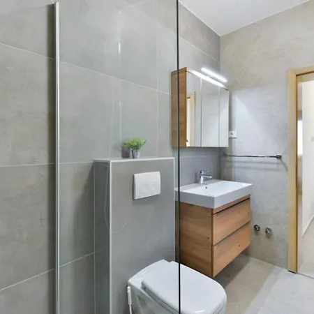 Romantische Mit Pool, Whirlpool Und Sauna Privlaka (Zadar)