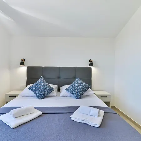 Romantische Mit Pool, Whirlpool Und Sauna * Privlaka (Zadar)